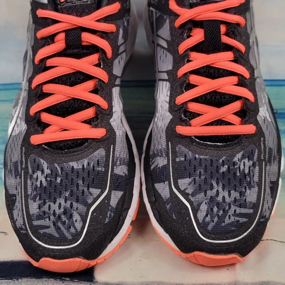 Asics Gel Kayano 22 Womens 9 - Picture 4 of 10